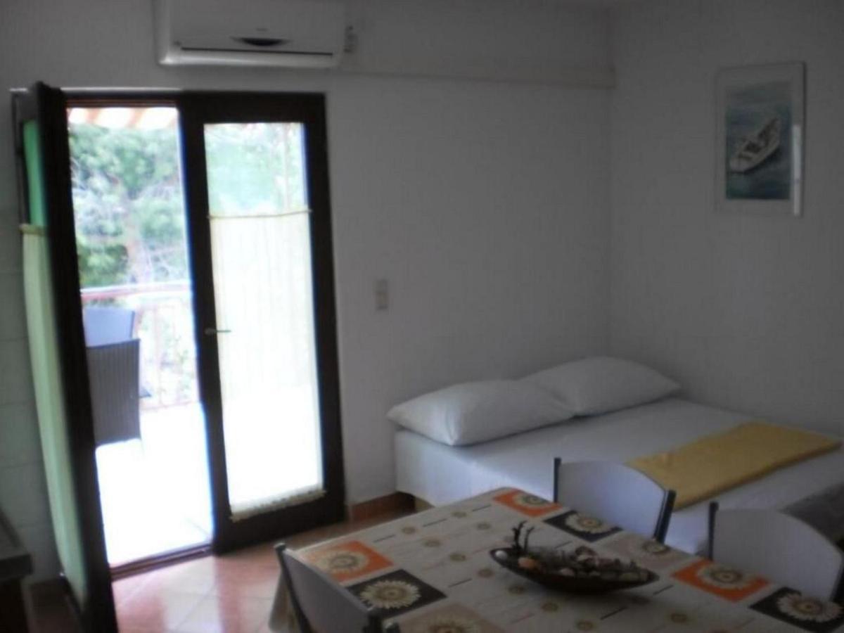 Apartment Tomislav โตรกีร์ ภายนอก รูปภาพ